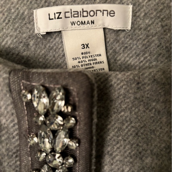 Liz Claiborne stunning grey winter coat with rhinestone detailing. Size 3X - Picture 3 of 6